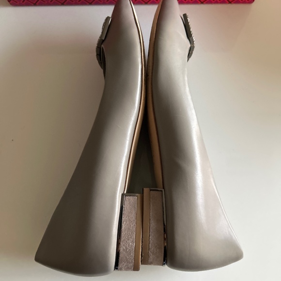 Tory Burch grey heron point toe flat - Picture 3 of 5
